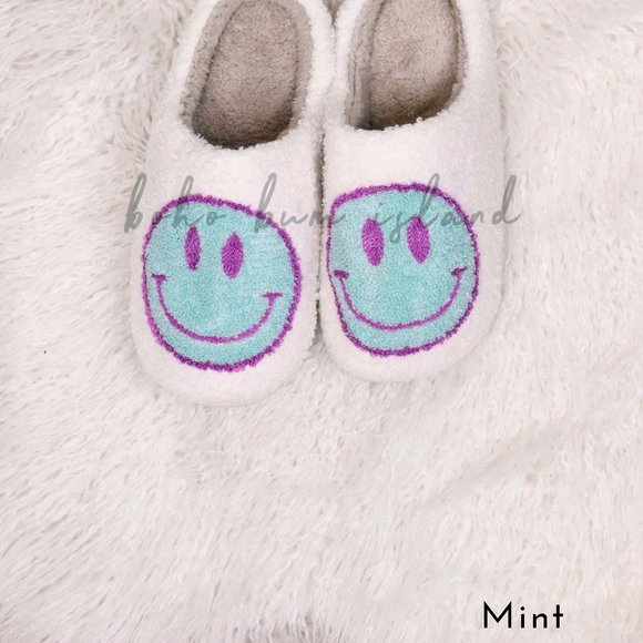 Smiley Slippers - Picture 4 of 5